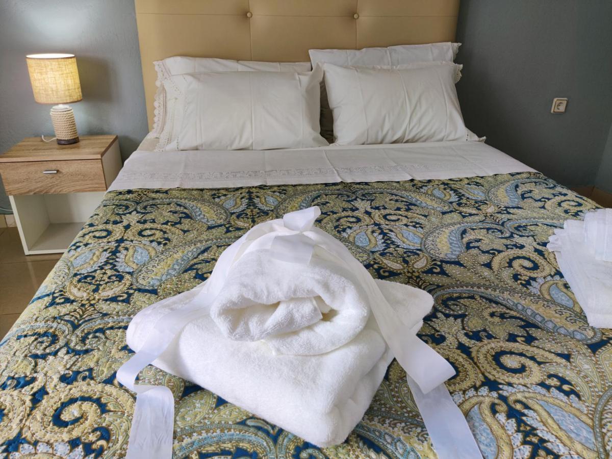 Hospitable Appartment In The Central Park, Xanthi Buitenkant foto