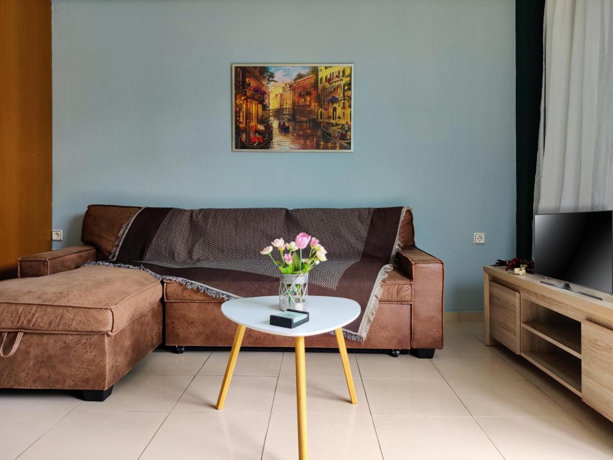 Hospitable Appartment In The Central Park, Xanthi Buitenkant foto