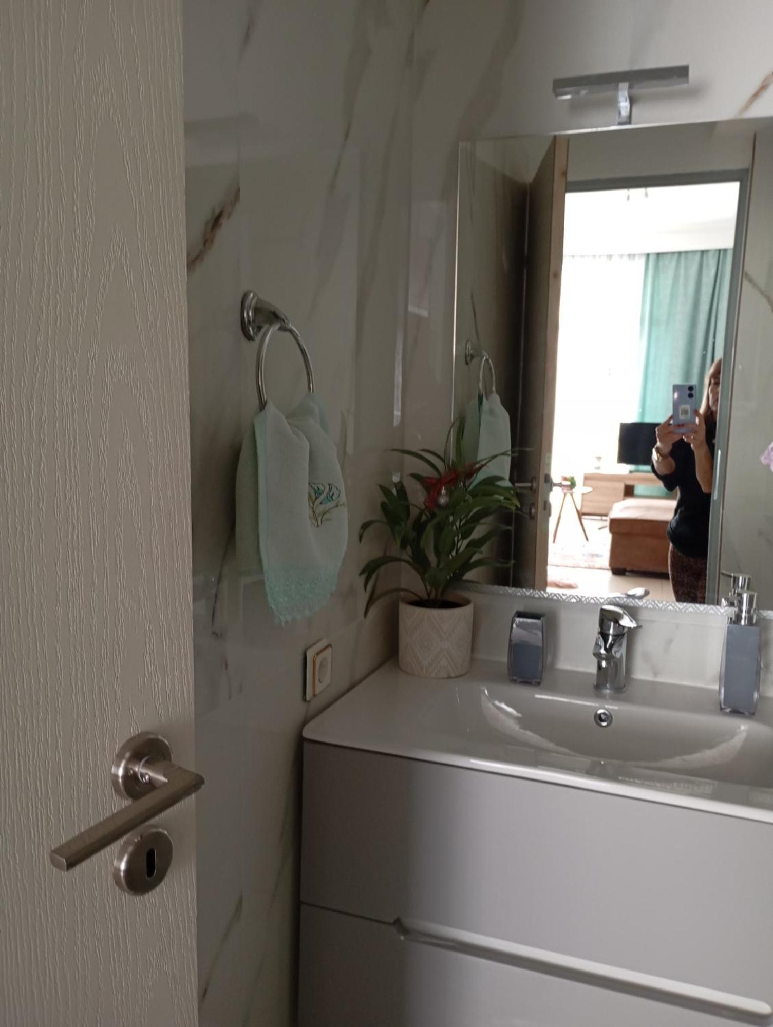Hospitable Appartment In The Central Park, Xanthi Buitenkant foto